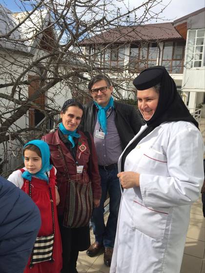 Daruri pentru femei cu nevoi speciale din Caminul de bătrâni „Sfânta Mănăstire Pasărea” (2020) – fotografia 2