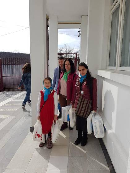 Daruri pentru femei cu nevoi speciale din Caminul de bătrâni „Sfânta Mănăstire Pasărea” (2020) – fotografia 4