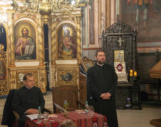 Prezentarea de carte „Cugetări și predici la Învierea Domnului”, a Sfântului Nicolae Velimirovici (2020) – fotografia 2