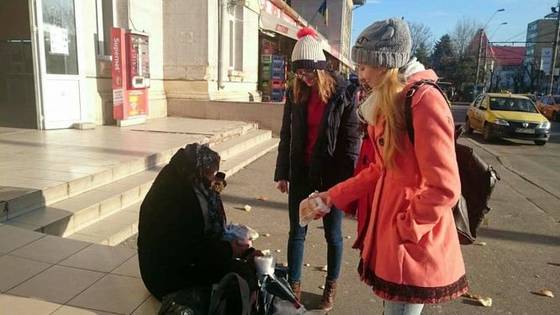 Dăruim o masă caldă (2017) – fotografia 8
