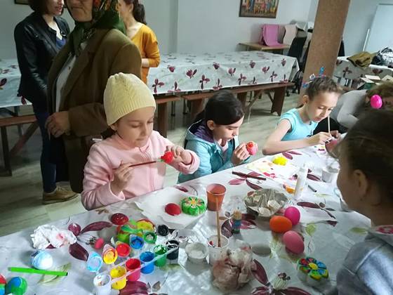 Atelier de pictat ouă (2019) – fotografia 5