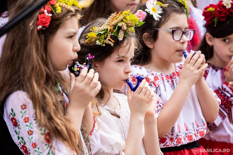 Tradiții culturale – În IE la LiturghIE